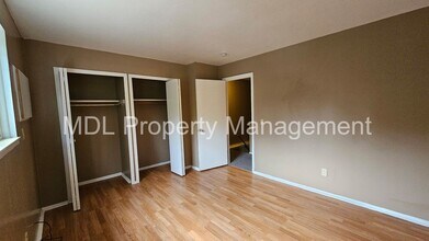 412 N Charles St in Saginaw, MI - Building Photo - Building Photo