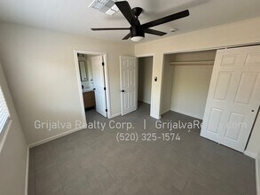 2926 N Winstel Blvd-Unit -2926 N Winstel #2 in Tucson, AZ - Foto de edificio - Building Photo