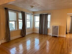 10 Channing St in Quincy, MA - Building Photo - Building Photo