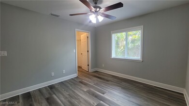 1723 SW 31st Ln in Cape Coral, FL - Foto de edificio - Building Photo