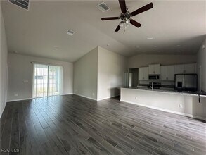 1717 NW 6th Ave in Cape Coral, FL - Building Photo - Building Photo