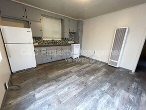 1076 Third St in Monterey, CA - Building Photo - Building Photo