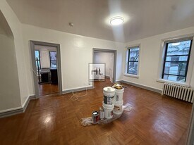 3090 Brighton 5th St, Unit 2R in Brooklyn, NY - Building Photo