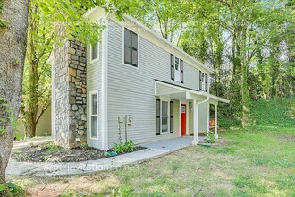 760 Brittany Ct in Stone Mountain, GA - Building Photo - Building Photo