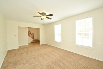13172 S Elster Way in Fishers, IN - Building Photo - Building Photo