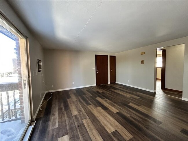 98 View St in Weirton, WV - Foto de edificio - Building Photo