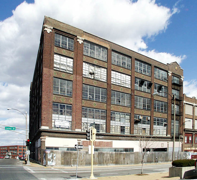 Westgate Lofts in St. Louis, MO - Building Photo - Other