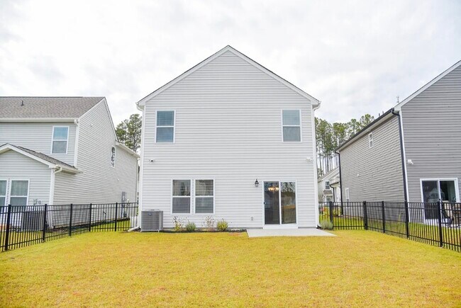 156 Surfbird Rd in Summerville, SC - Building Photo - Building Photo