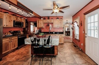 90 Merrimack St in Concord, NH - Building Photo - Building Photo