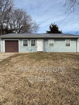 544 SE Colfax Pl in Topeka, KS - Building Photo