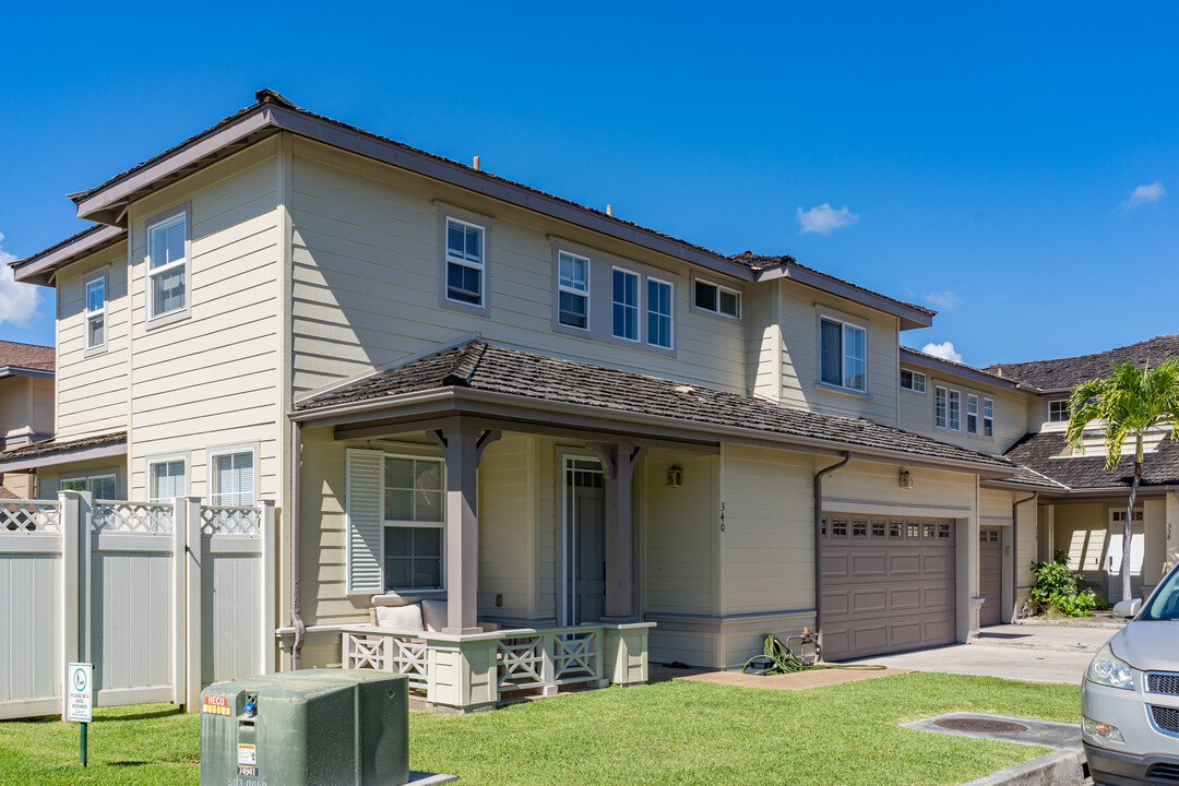 The Cottages at Hawaii Kai Peninsula in Honolulu, HI - Building Photo