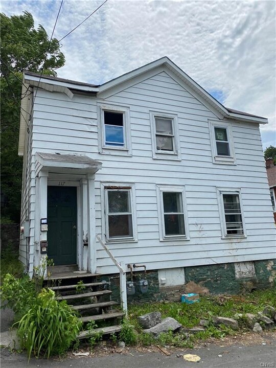 117 Cummings Ave in Syracuse, NY - Building Photo