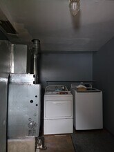 421 Conneaut Ave in Bowling Green, OH - Building Photo - Building Photo