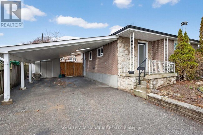 724 Balaton Ave in Pickering, ON - Building Photo - Building Photo