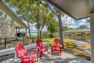 614 E Briarway Dr in Granite Shoals, TX - Building Photo - Building Photo