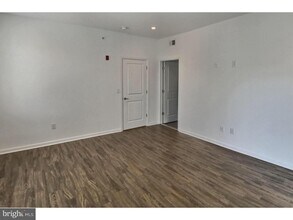 1128 S 19th St-Unit -APT B in Philadelphia, PA - Building Photo - Building Photo