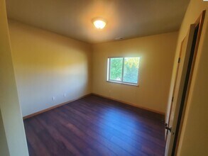 434 Bradley Blvd in Richland, WA - Building Photo - Building Photo