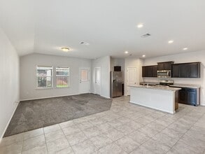 908 Whisper Spgs Ct in Fort Worth, TX - Building Photo - Building Photo