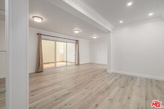 3500 W Manchester Blvd-Unit -424 in Inglewood, CA - Building Photo - Building Photo