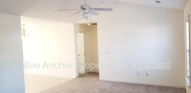 141 Belvedere Dr in Holly Ridge, NC - Building Photo - Building Photo