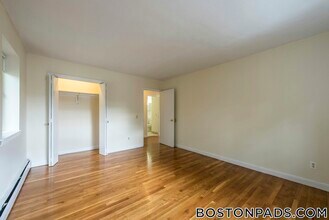 83 Gardner St, Unit 104 in Boston, MA - Building Photo - Building Photo