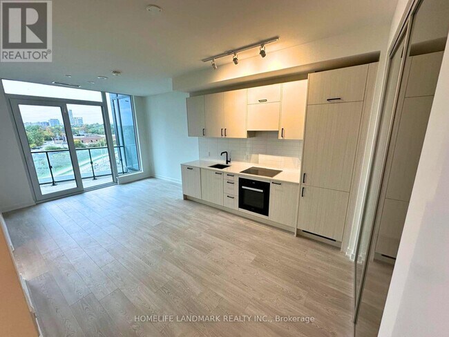 1 Kyle Lowry Rd in Toronto, ON - Building Photo - Building Photo