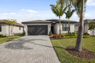 12535 SW Blue Mangrove Pkwy in Port St. Lucie, FL - Building Photo - Building Photo