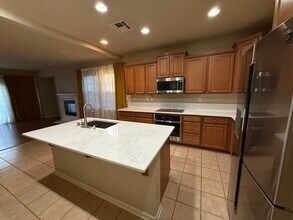 3819 Kaweah St in West Sacramento, CA - Building Photo - Building Photo