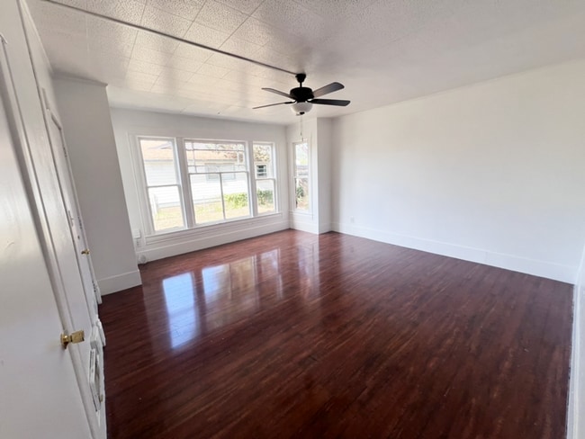 property at 619 Ash St
