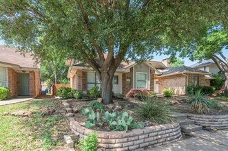 753 Burr Oak Dr in Lewisville, TX - Building Photo - Building Photo