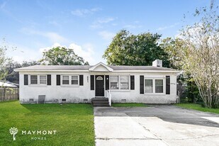 421 Clarine Dr in Goose Creek, SC - Building Photo