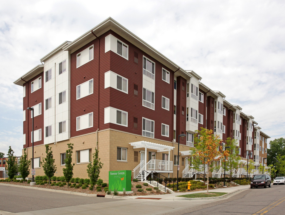 Sienna Green Apartments in Roseville, MN - Foto de edificio