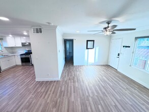 9948 San Juan St-Unit -Unit. #8 in Spring Valley, CA - Building Photo - Building Photo