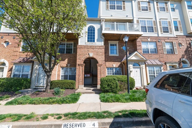 property at 1735 Braddock Pl