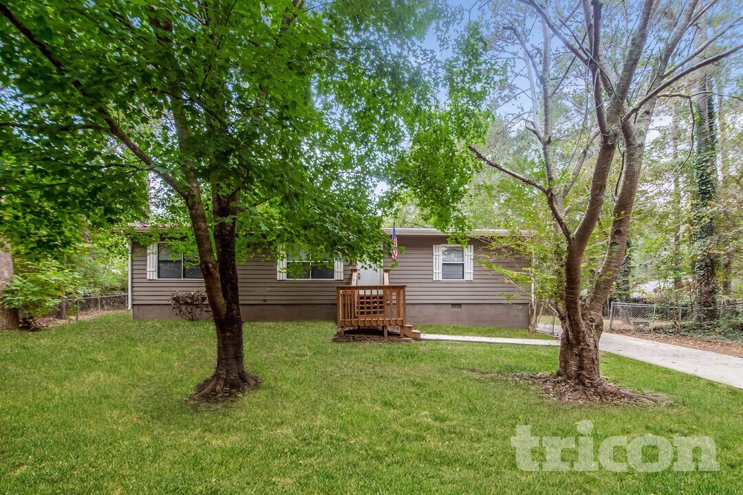 4185 Bradley Dr SW in Snellville, GA - Building Photo