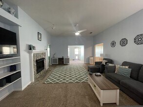 1902 Mistral Ln W in Fort Walton Beach, FL - Building Photo - Building Photo