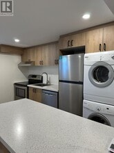 1587-1587 Devon St in Ottawa, ON - Building Photo - Building Photo