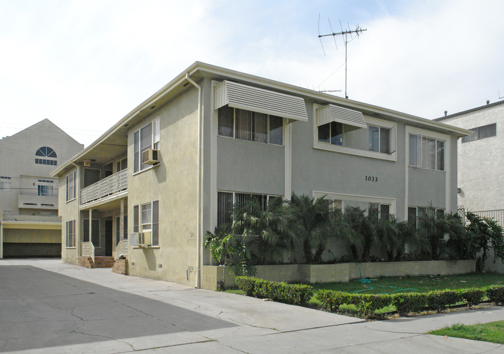 1033 S Sherbourne Dr in Los Angeles, CA - Building Photo