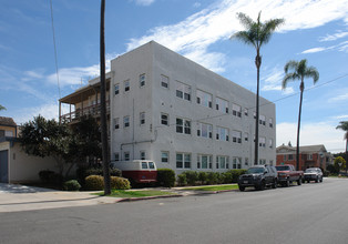 302 Thorn St in San Diego, CA - Foto de edificio - Building Photo