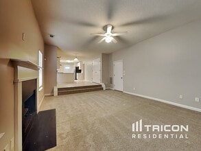 390 Cascade Rise Ct SW in Atlanta, GA - Building Photo - Building Photo