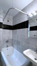 95 Christopher St in New York, NY - Building Photo - Building Photo