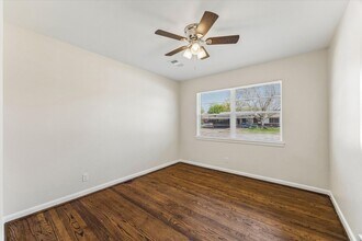 1921 Lynnview Dr in Houston, TX - Building Photo - Building Photo