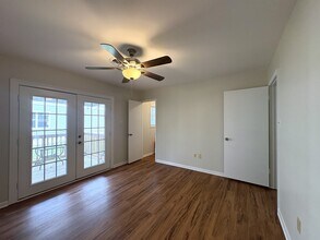 1307 Leacrest Dr in College Station, TX - Building Photo - Building Photo