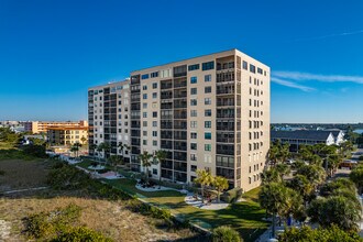 900 Gulf Blvd in Indian Rocks Beach, FL - Building Photo - Building Photo