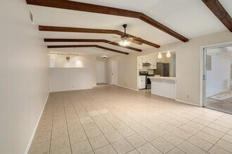 8408 Tecumseh Dr in Austin, TX - Building Photo - Building Photo