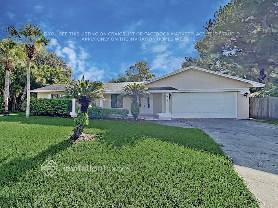 8507 Sunny Hollow Ct in Orlando, FL - Building Photo