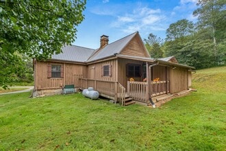456 Picklesimer Rd in Blairsville, GA - Building Photo - Building Photo