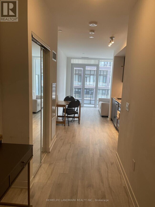 121 Lower Sherbourne St in Toronto, ON - Building Photo - Building Photo