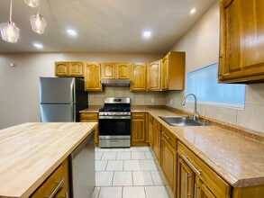 6509 Allman St in Philadelphia, PA - Building Photo - Building Photo