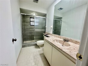 209 Pinebrook Dr in Ft. Myers, FL - Building Photo - Building Photo